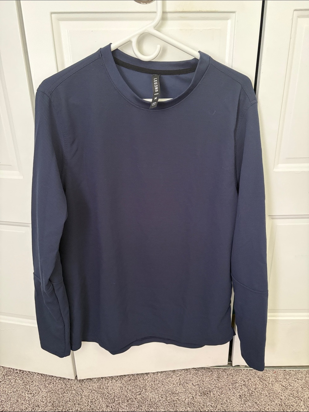 Men's Long Sleeve Crew Tee in Navy
